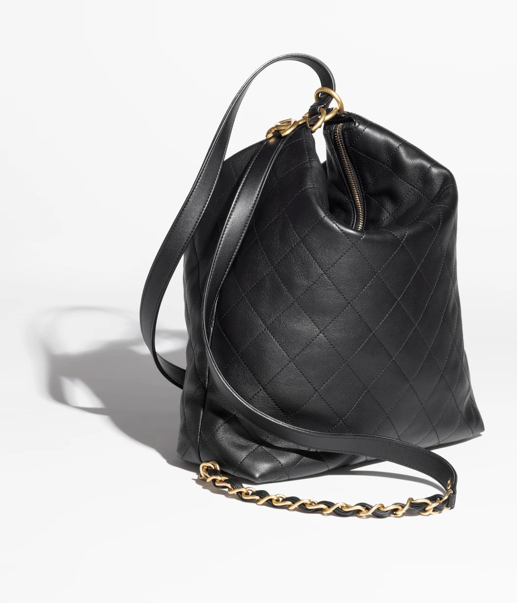 Großer schwarzer Rucksack