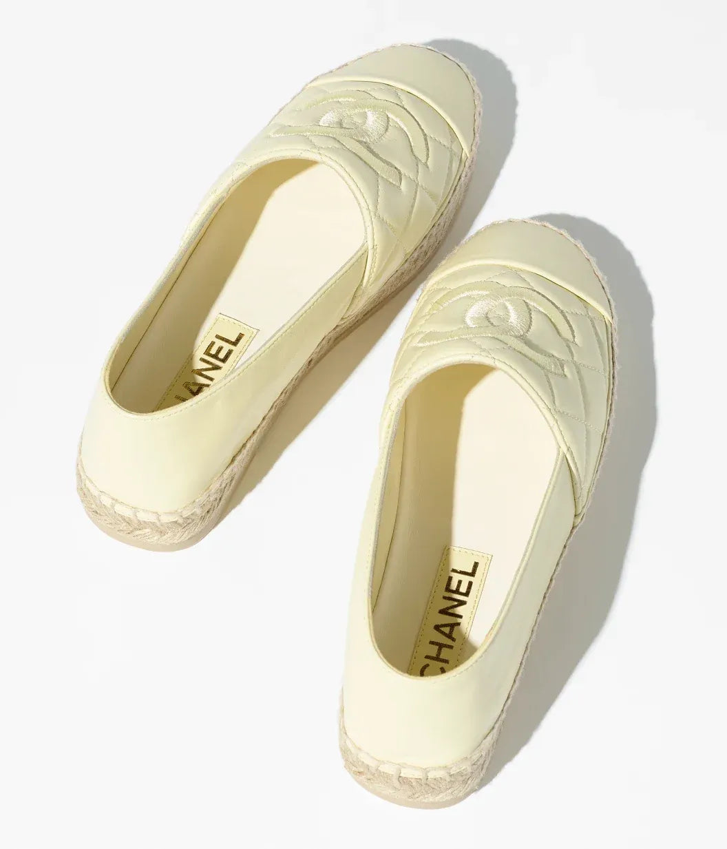 Hellgelbe Espadrilles