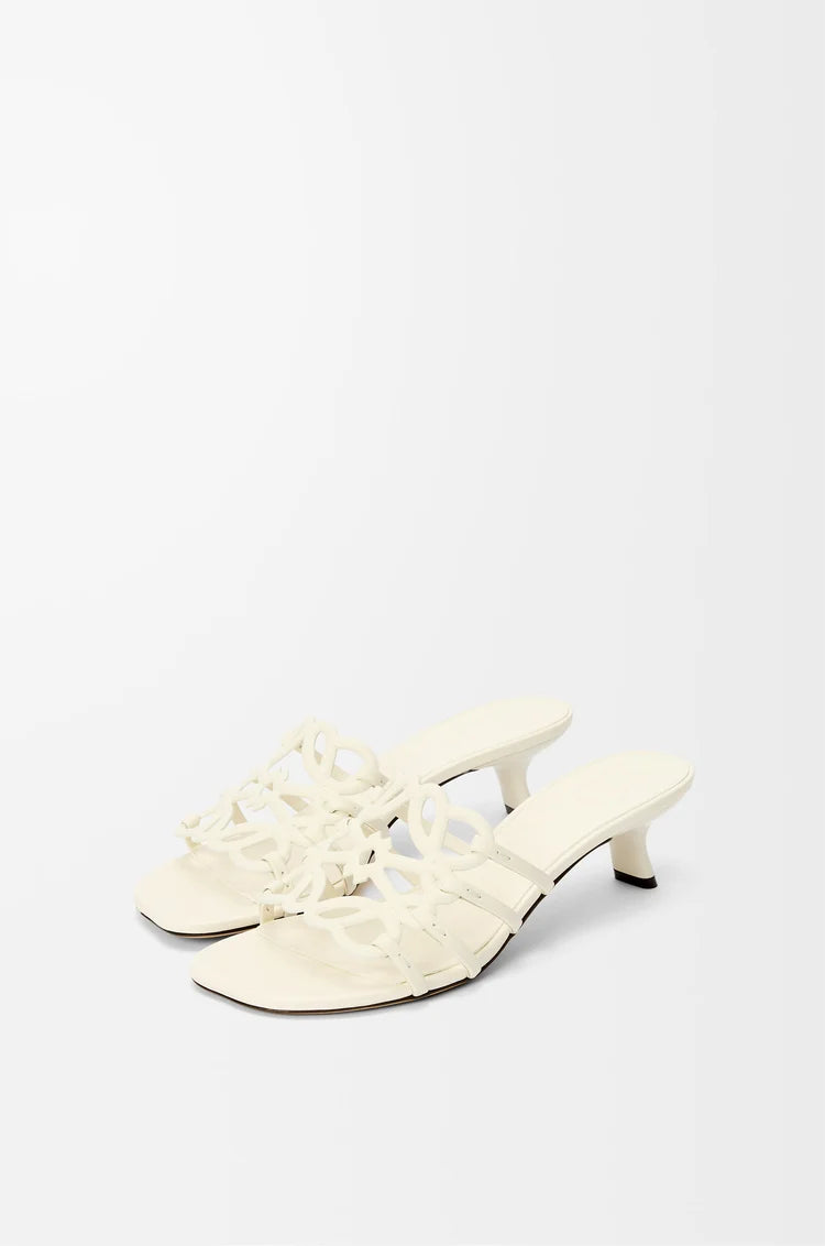 Anagram – Petal-Slipper mit Absatz aus weichem, weißem Leder
