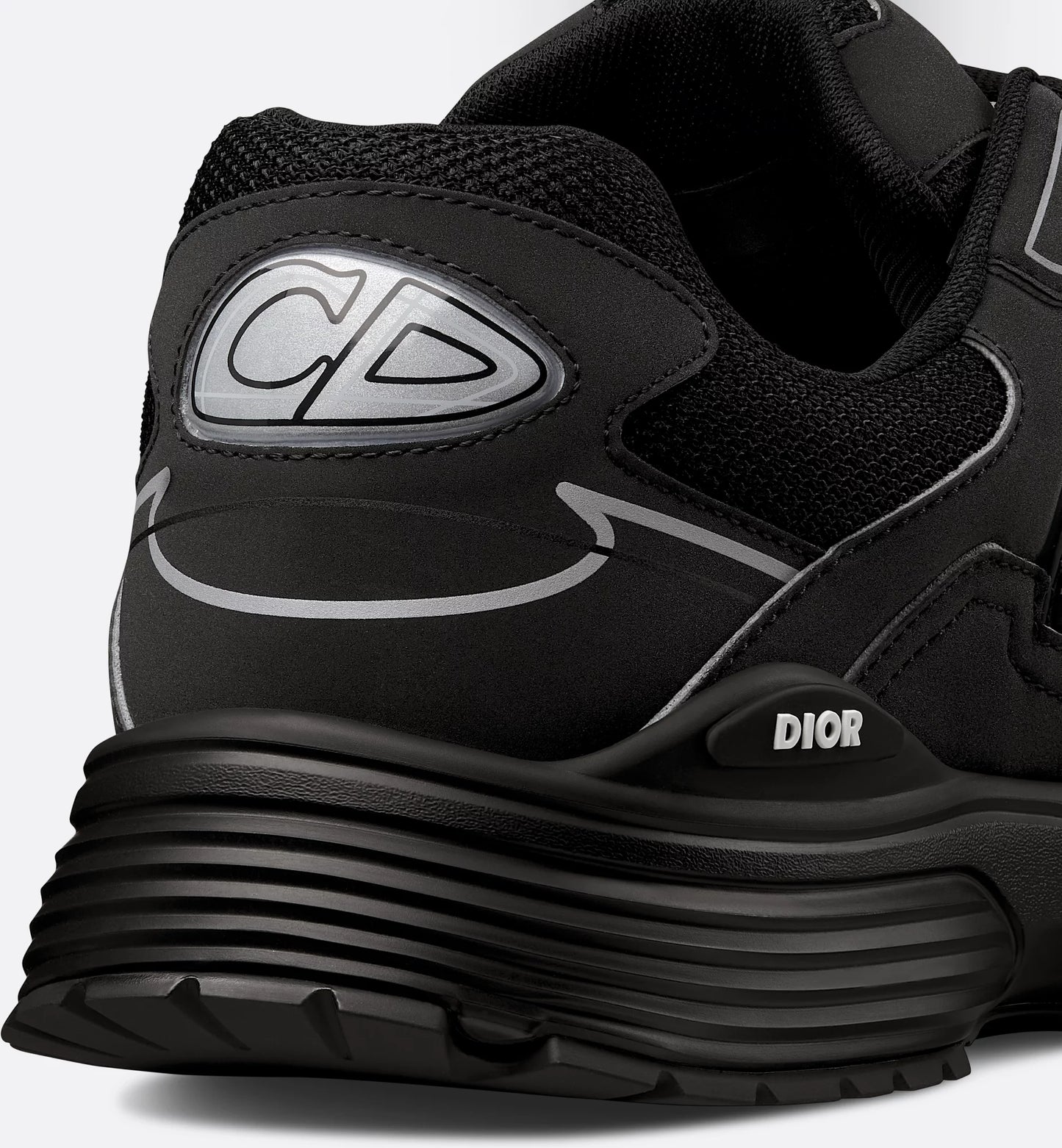 B30 TRIPLE BLACK