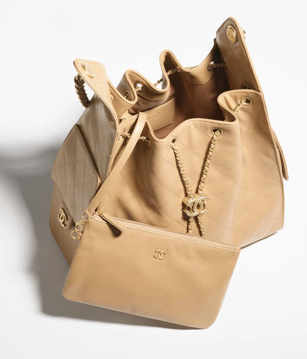 CHANEL 25 Mittlere Tasche in Dunkelbeige