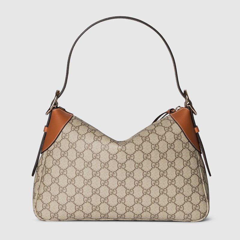 Mittlere Schultertasche mit GG-Emblem aus beigem Stoff