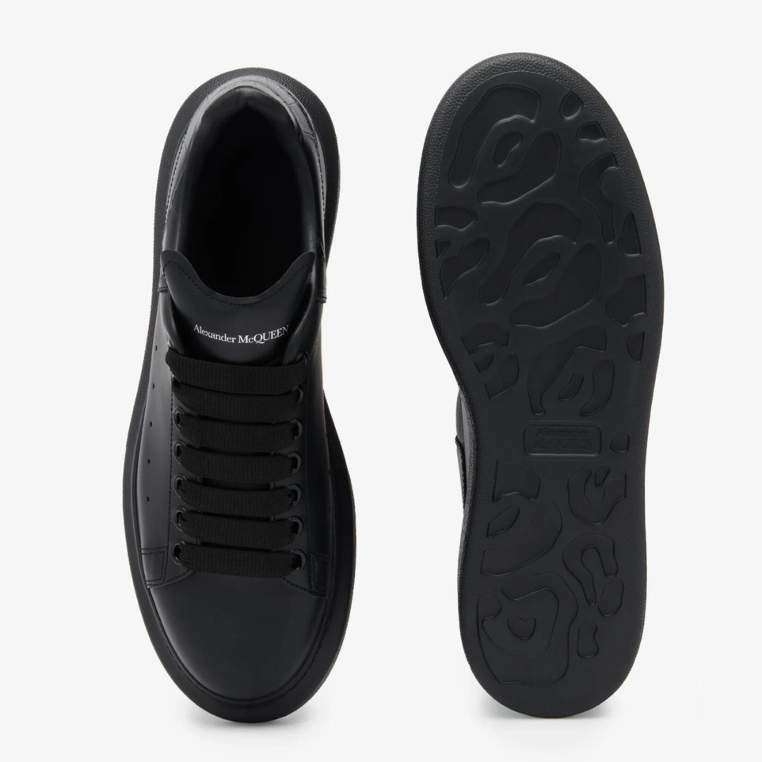 OVERSIZED TOTAL BLACK