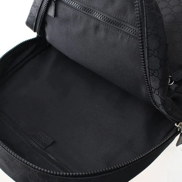 Schwarzer Rucksack aus GG-Stoff