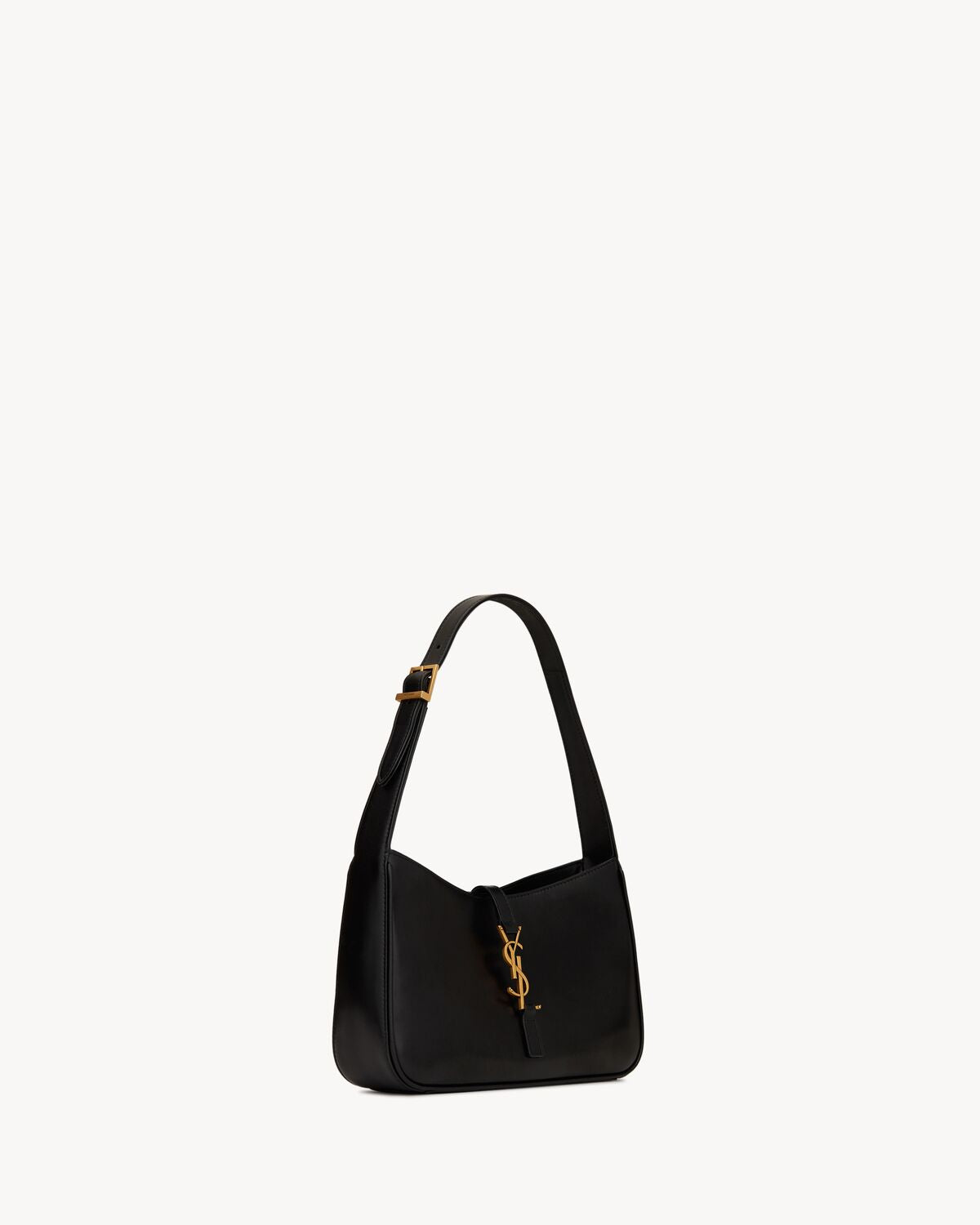 THE 5 TO 7 IN SMOOTH BLACK LEATHER