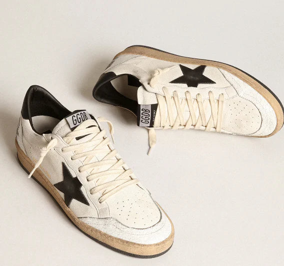 Ball Star in white nappa and black star