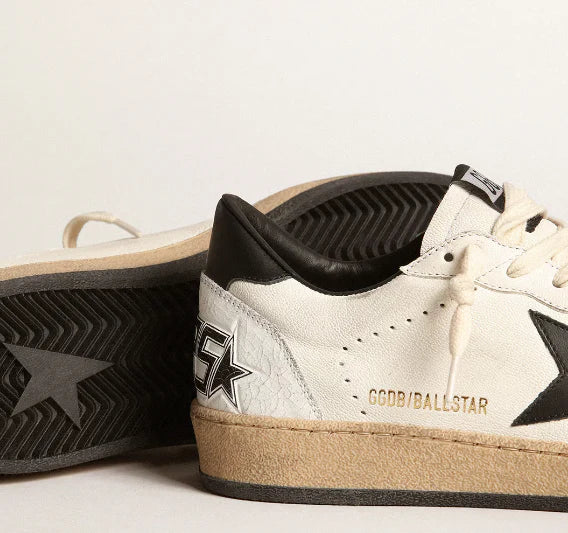 Ball Star in white nappa and black star