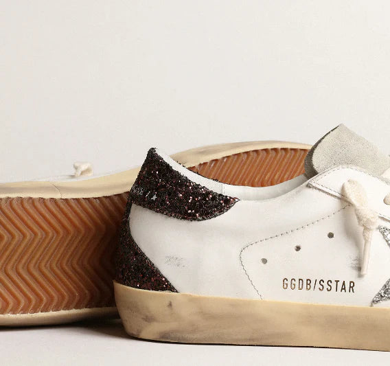 Super-Star mit silbernem Stern und brauner Glitzer-Fersenlasche