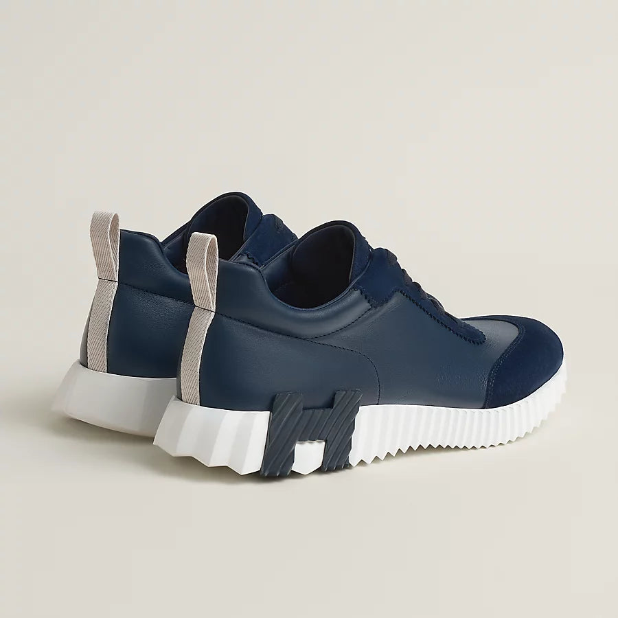 Bouncing Sneaker Blau