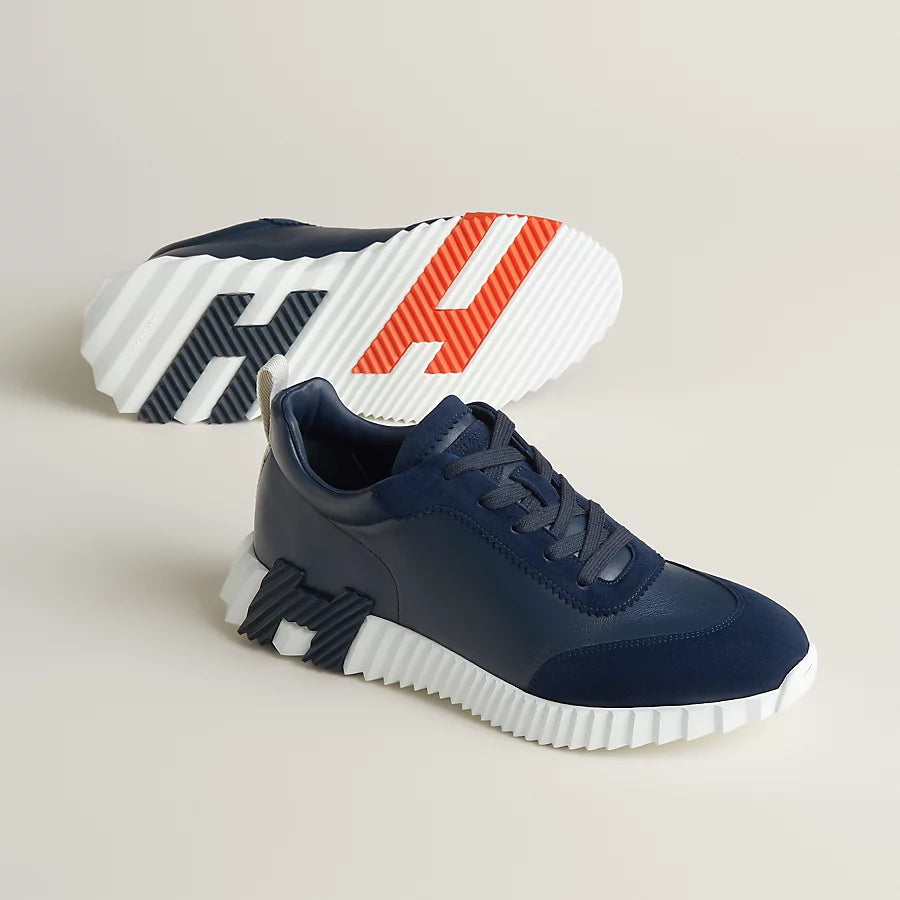 Bouncing Sneaker Blau