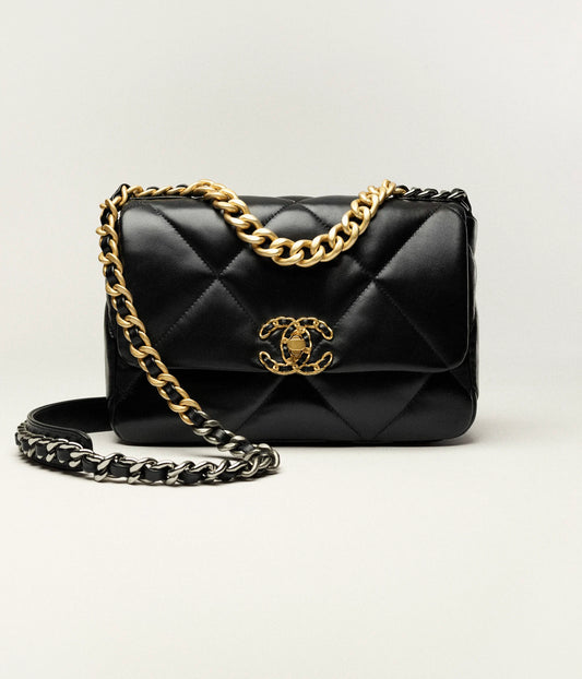 CHANEL 19 Schwarze Tasche