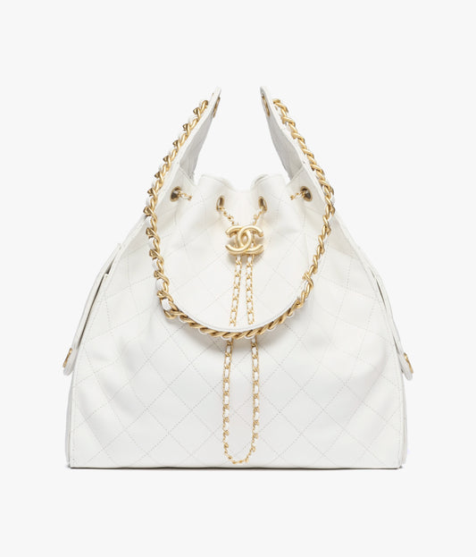 CHANEL 25 mittelgroße weiße Tasche