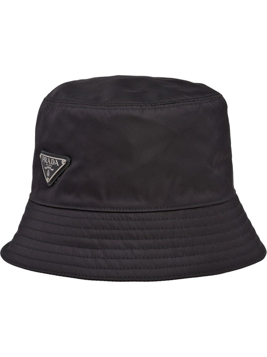 Cappello a secchiello in nylon riciclato