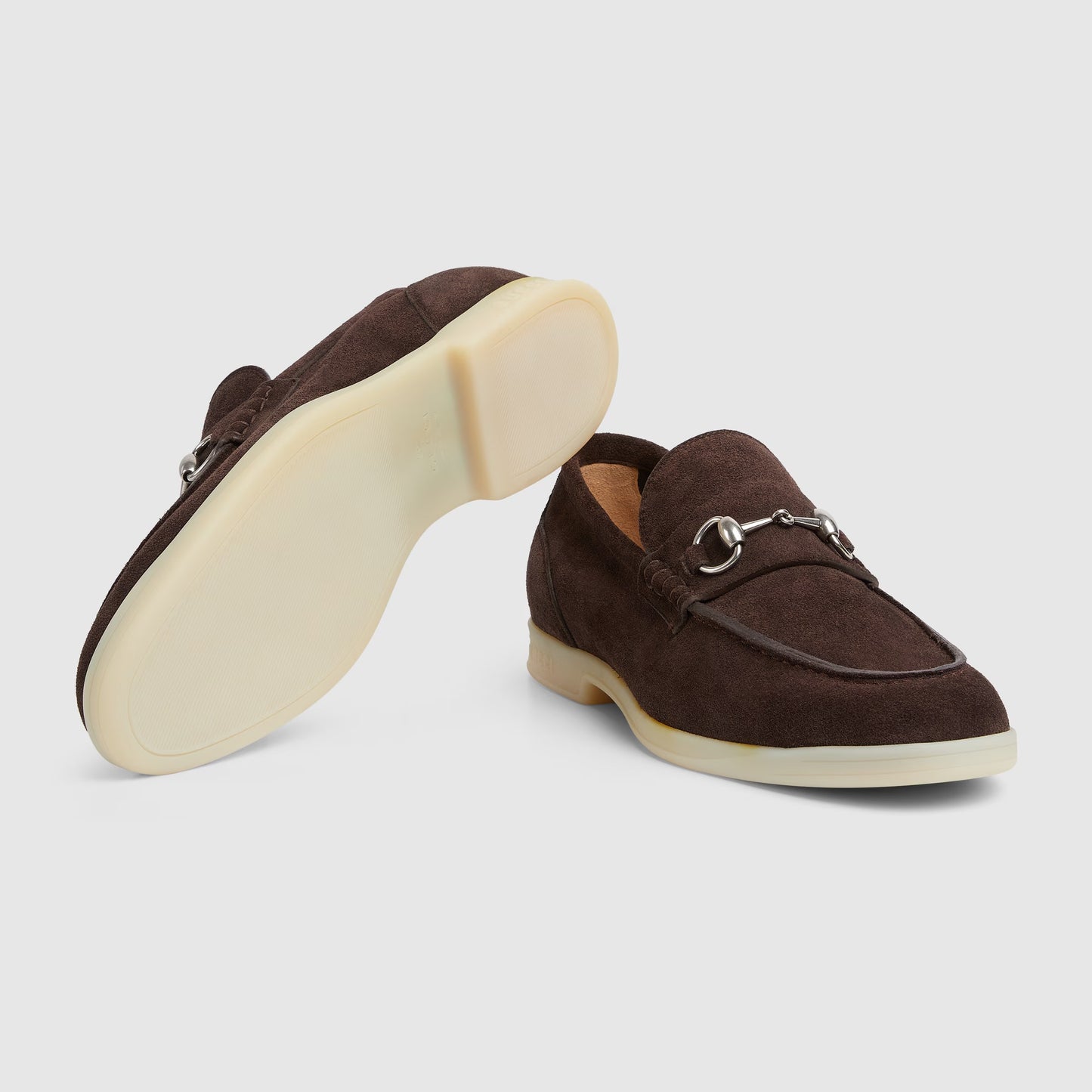 Men's moccasin with dark brown suede leather clamp