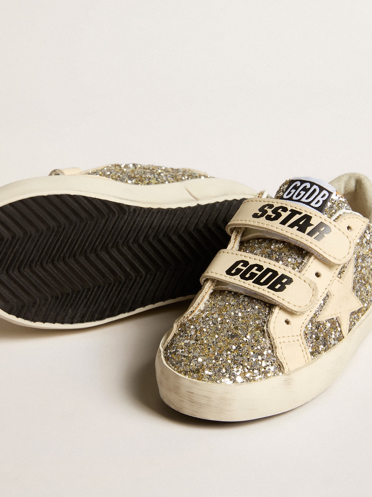 Old School Young in platinum glitter with star and leather heel