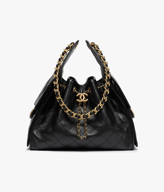 CHANEL 25 kleine schwarze Tasche