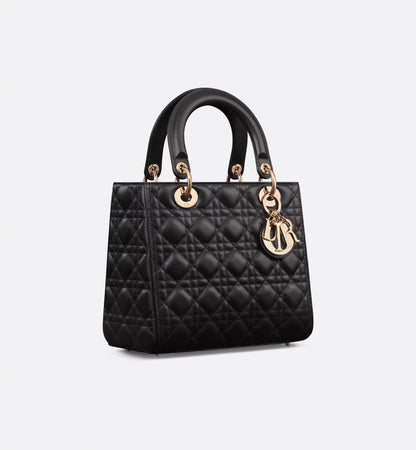 Große schwarze Lady Dior Tasche