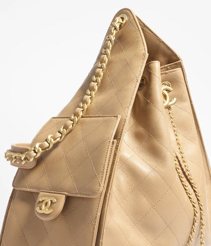 CHANEL 25 Mittlere Tasche in Dunkelbeige