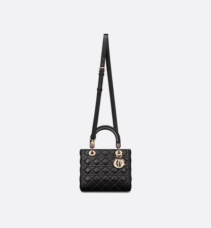 Große schwarze Lady Dior Tasche