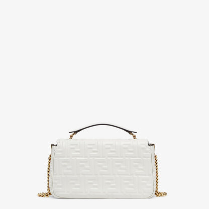 Baguette Chain Midi in white nappa