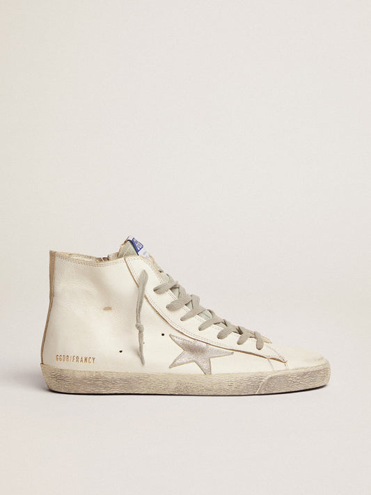 Francy in leather with silver suede star