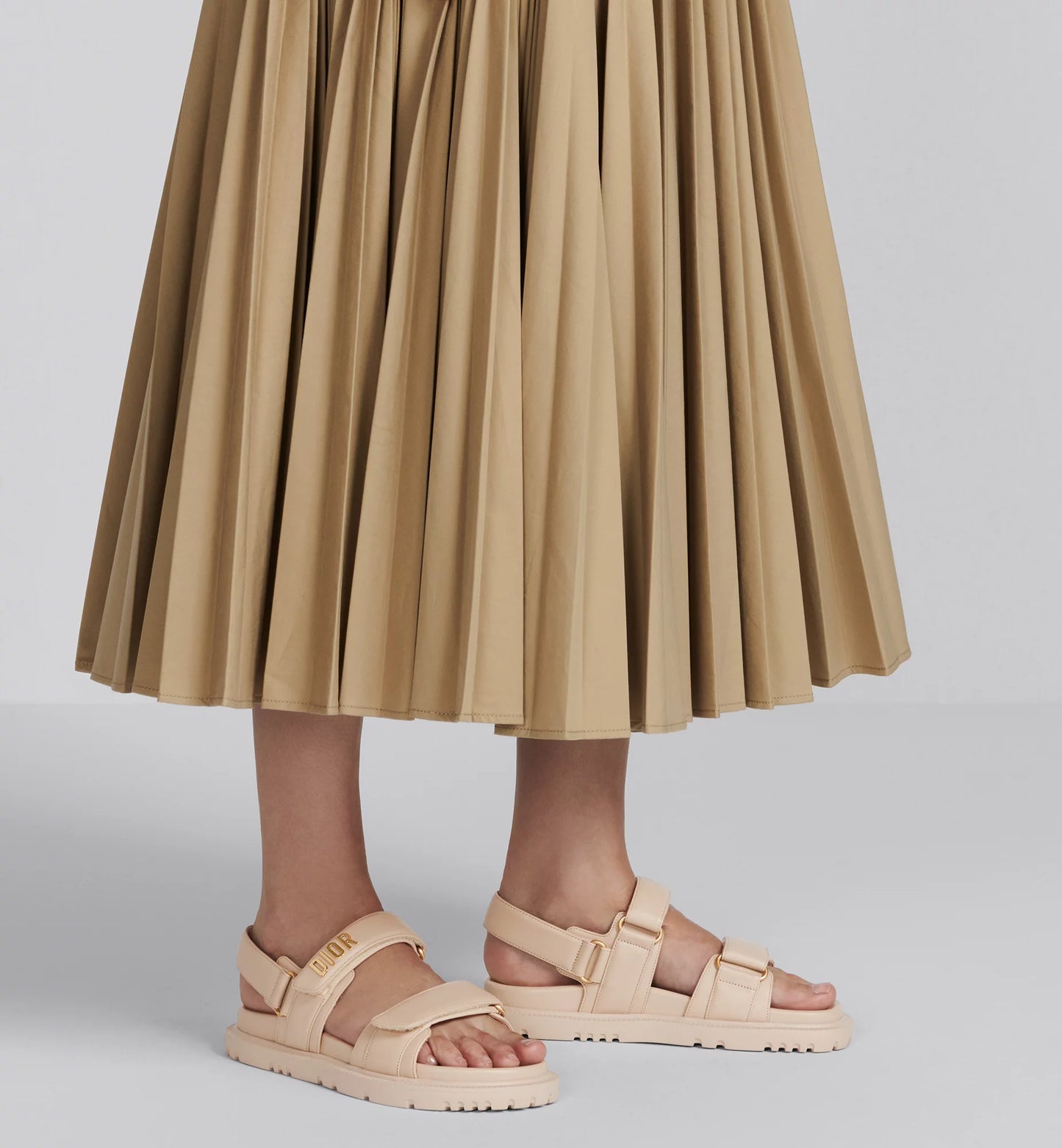 Dioract Beige Sandal