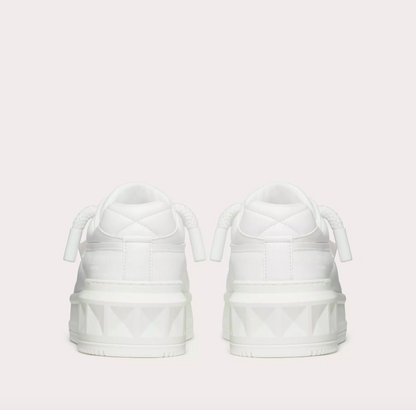 VLTN One Stud XL Ledersneaker