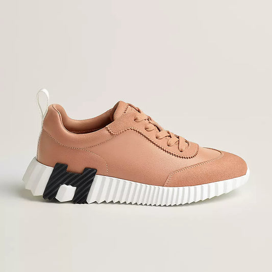 Hüpfender Sneaker Nude