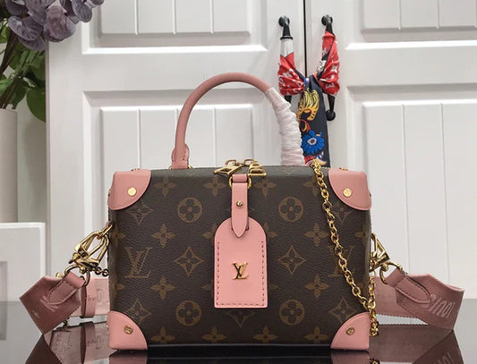 LV PETITE MALLE SOUPLE Pink