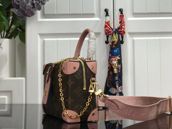 LV PETITE MALLE SOUPLE Pink