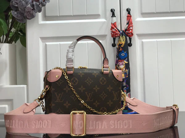 LV PETITE MALLE SOUPLE Pink