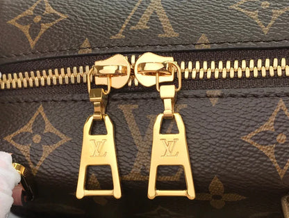 LV PETITE MALLE SOUPLE Pink